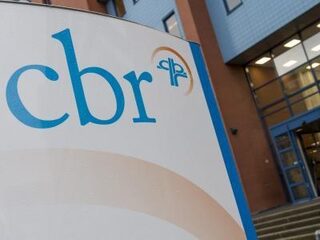 CBR overrompelt aanvragers rijbewijs met hoge kosten