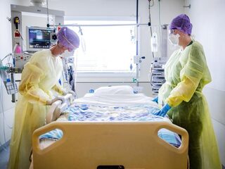 Podcast De Zomerdag: Wil je wel of niet op een IC behandeld worden?