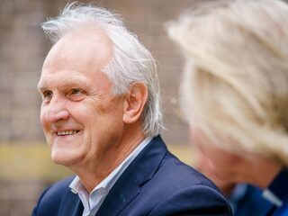 Van hoofdredacteur naar burgemeester, Pieter Broertjes weet hoe dat moet