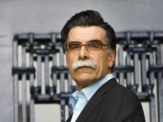 Schrijver Kader Abdolah: 'Ik weet Iraanse spionnen zo aan te wijzen'