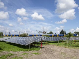 Partijverschillen bij energietransitie 'onzinnig': 'politieke kleuring moet wegvallen'
