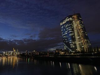 Leen! Maar wel voor groei, niet voor steun.