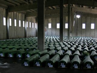 Vandaag worden 8 slachtoffers van de genocide in Srebrenica begraven