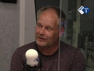 Ben Bruinsma redt kliffenflora op de Afsluitdijk: 'hele zolder lag vol met zaden'