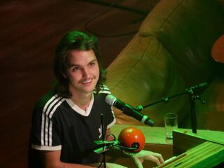 Jett Rebel: 'Sommige van mijn teksten gaan door merg en been'