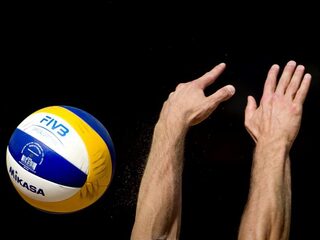 Volleybalcoach De Jonge was bondscoach van Nepal: 'Het is daar de nationale sport'