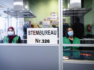 'We moeten de verkiezingen met drie maanden uitstellen'