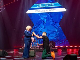 Oeuvreprijs Edisons voor Willeke Alberti, ook veel hiphop in de prijzen