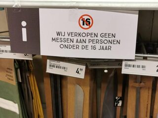Kabinet komt met messenverbod voor minderjarigen