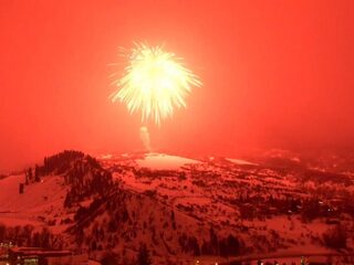 Grootste vuurpijl ooit spat uiteen boven Colorado