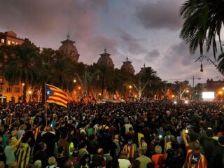 'Puigdemont doet een stap vooruit en dan weer eentje terug'