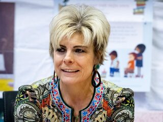 Prinses Laurentien: 'Tijdens het eten moeten mijn kinderen hun smartphone echt wegdoen'