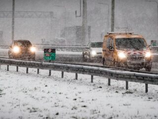 Recordfile en code rood voor vrijwel het hele land