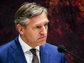 Feit of Fictie: '10.000 mensen verlieten de bijstand'