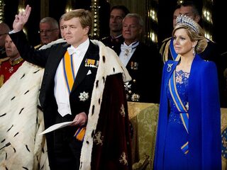 Waarom vijf jaar gevangenisstraf voor het beledigen van de koning niet meer van deze tijd is