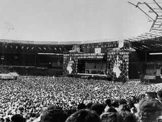 Deze Dag Toen: Wereldwijd aandacht voor honger in Afrika