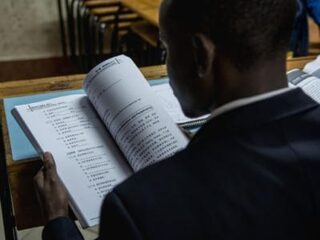 Ni Hao in Nairobi: "Wie een baan wil, moet Chinees gaan leren"