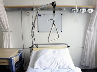 Stand.nl: Ex-kankerpatiënten worden te vaak aan hun lot overgelaten.