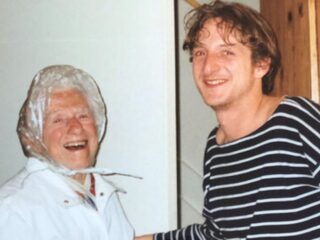 Iedereen heeft wel een tante Jo