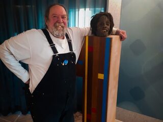 Waarom tattookoning Henk Schiffmacher getatoeëerde mensenhoofden verzamelde