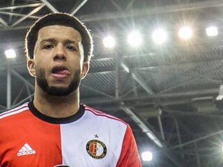 Rood aangelopen Feyenoord verliest zichzelf tegen Vitesse
