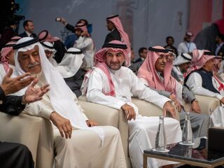 Podcast De Dag: Kunnen de Saudi's afkicken van hun olieverslaving?