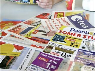 Veel consumenten passen koopgedrag aan op folderaanbiedingen