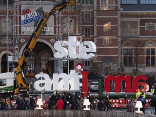 Hoe kom je van toeristen af?