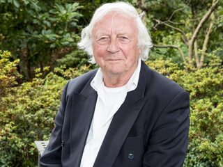 Tv-maker en Sesamstraat-icoon Aart Staartjes overleden