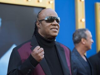 Trijntje Oosterhuis over haar held Stevie Wonder die vandaag 70 wordt