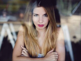 Haal je kruis van mijn eierstokken!