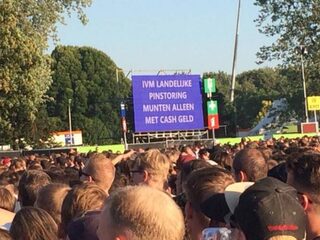 Niet tanken en zonder water de campingwinkel uit: lastig zo'n pinstoring