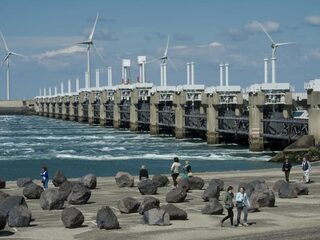 'In theorie kunnen we alle sluizen tegelijkertijd open zetten'