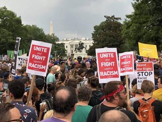 Duizenden betogers in Washington voor protest tegen rechtsextremisten