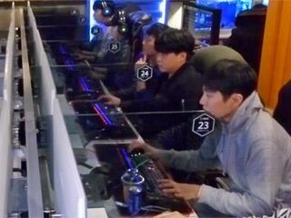 Mischa Says Hi! #5: Koreaanse jongen (25): 'Ik heb 11 jaar van mijn leven verspeeld aan gamen'