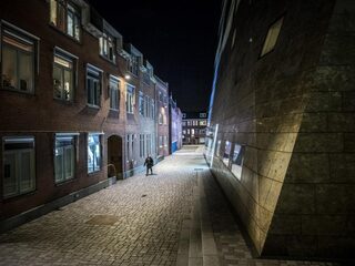 Stand.nl: 'De avondklok moet er snel komen'