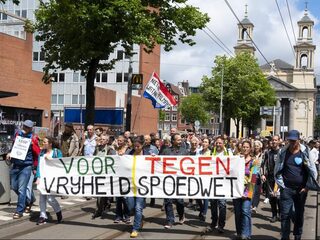 Aangepaste coronawet naar Tweede Kamer gestuurd