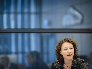 Hoe goed controleert de Kamer? ‘Veel leden doen alsof ze ministertje of staatssecretaris zijn.’