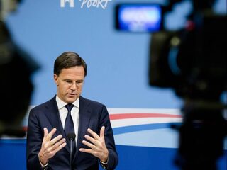 Rutte: minder energiebelasting voor burgers, toch CO2-heffing bedrijven