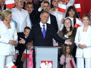 Zittend president Duda wint Poolse presidentsverkiezingen
