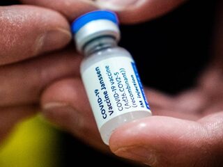 Levering Janssen-vaccin aan Europa uitgesteld