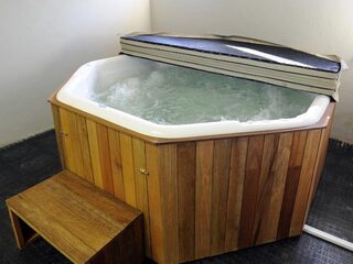 Opgepast: 'Bubbelbaden en jacuzzi's worden snel grote legionellabommetjes'