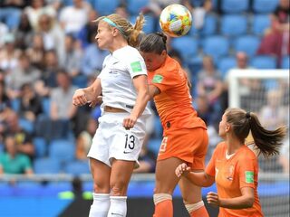 De zevende minuut van Schaffhausen