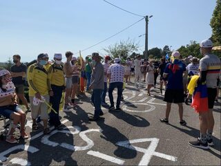 De Grand Colombier was leeg, maar het dorp liep over
