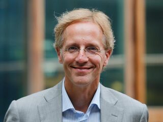 Nederlandse aanpak coronavirus moet anders, zeggen wetenschappers