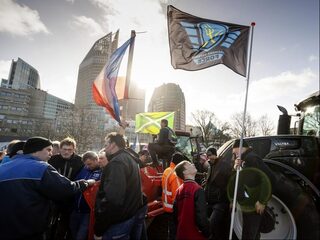 'Institutionele belangenbehartigers zullen beter naar hun leden moeten luisteren'