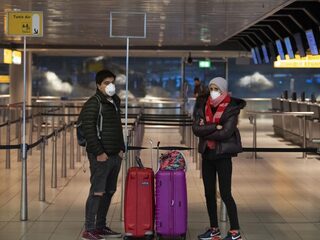 Wat kunnen reizigers doen nu hun vlucht niet vertrekt door het coronavirus?