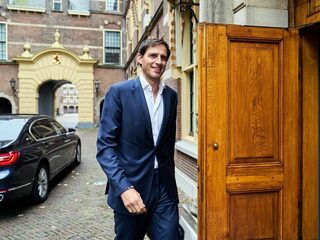 Het dagboek van Wopke Hoekstra: 'In de auto naar hockeytraining bereid ik Buitenhof voor'