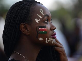 Al-Shabaab: in de leer bij Osama bin Laden