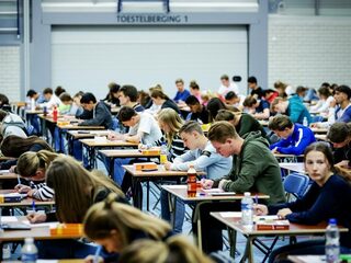 Centrale eindexamen gaat niet door: tijd om het af te schaffen?